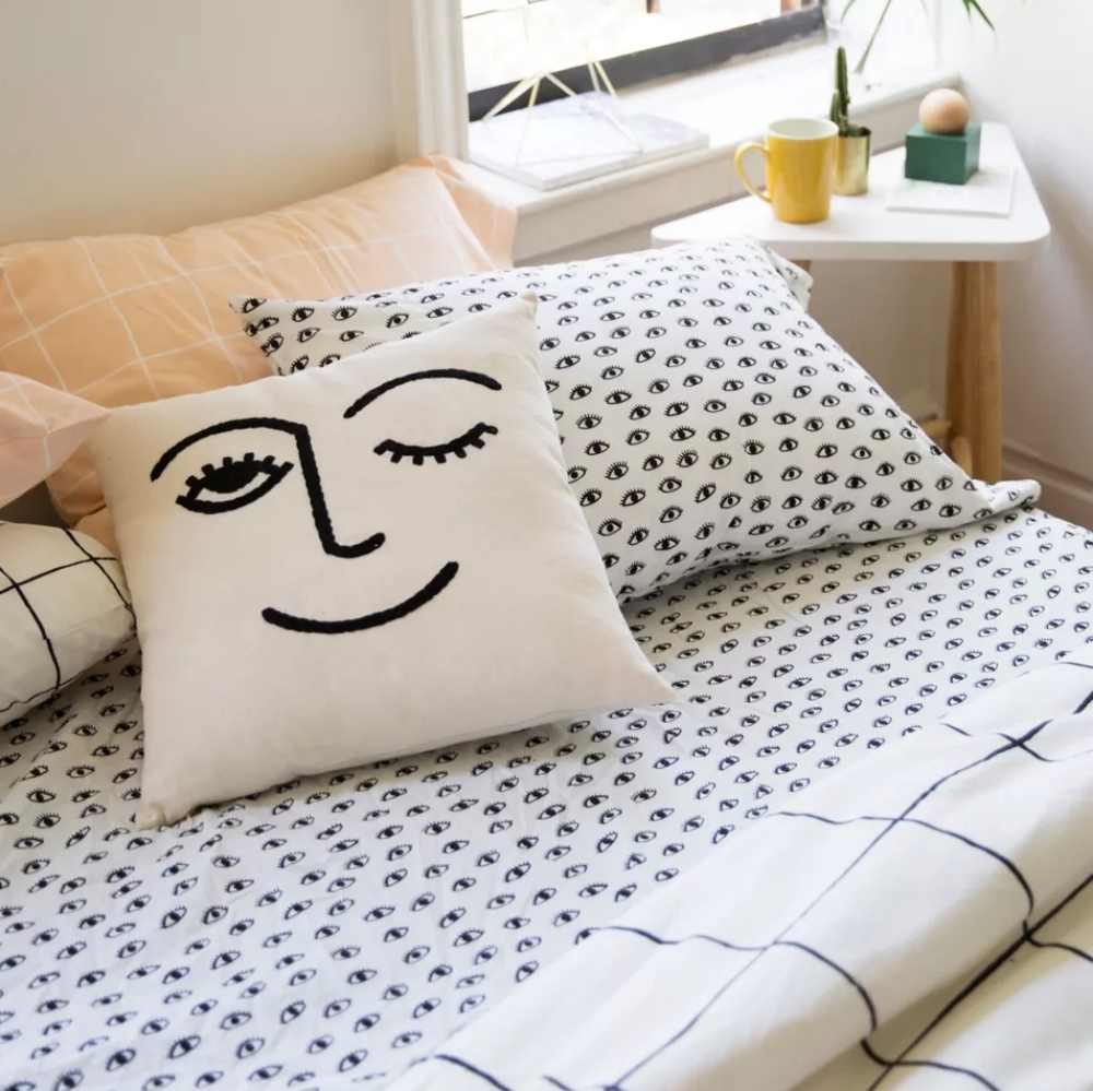 ❌SOLD❌Urban Outfitters Winky Embroidered Pillow - Picture 2 of 6